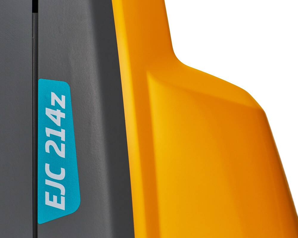 Штабелер электрический самоходный Jungheinrich EJC 214z ZT, 3200 мм с доп. подъемом опорных лап