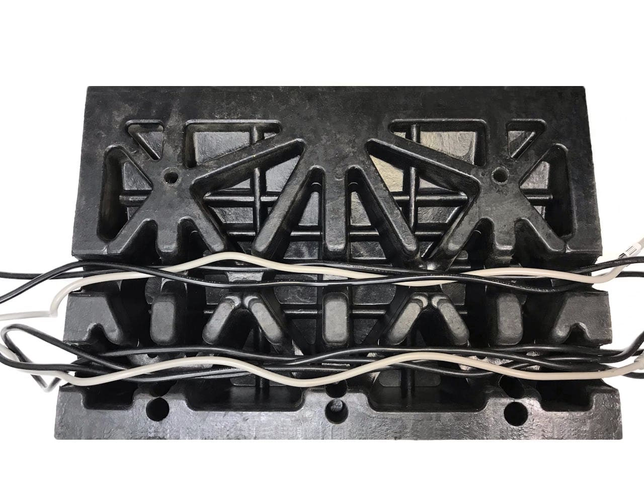  Съезд с бордюра СР-140-1 средняя часть с кабель-каналом без светоотражателей