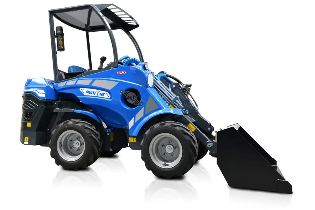 Многофункциональный шарнирно-сочлененный мини-погрузчик MULTIONE 5.3 K premium