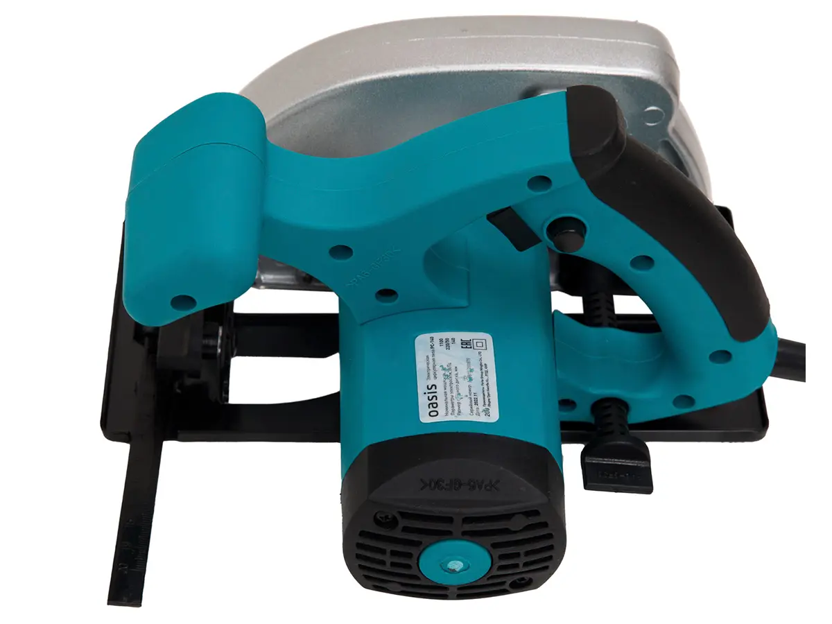 Циркулярная пила Oasis PC-140