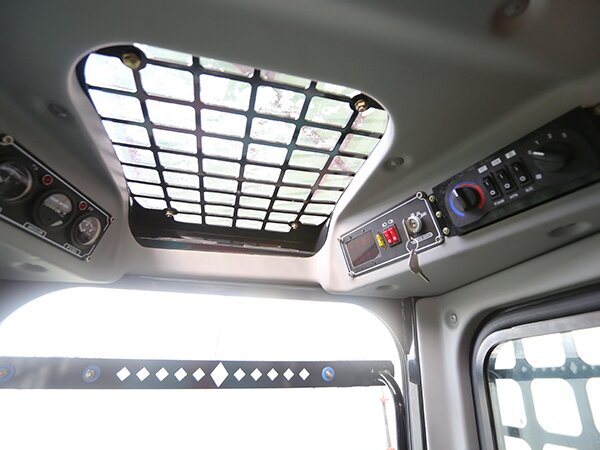 Мини-погрузчик с бортовым поворотом BAWOO BSL330