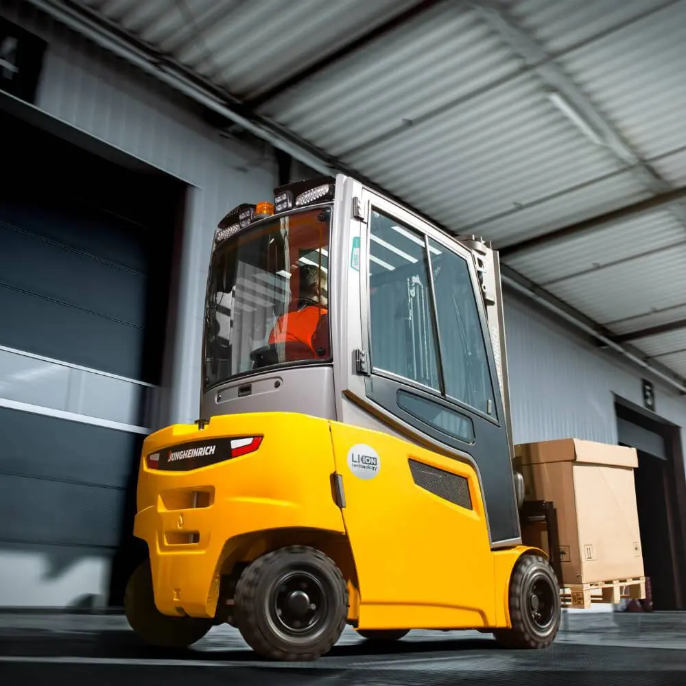 Электрический погрузчик Jungheinrich EFG 320