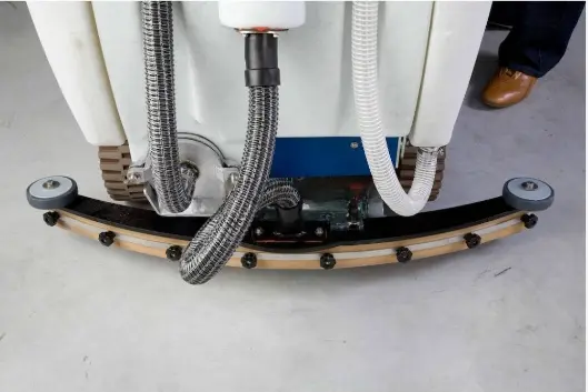 Поломоечная машина аккумуляторная Fiorentini SMILE 75 T Rulli