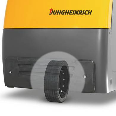 Электрический тягач Jungheinrich EZS C40 картинка