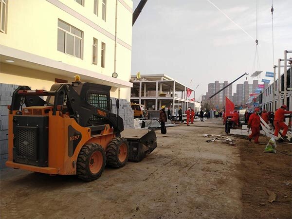 Мини-погрузчик с бортовым поворотом BAWOO VJ57