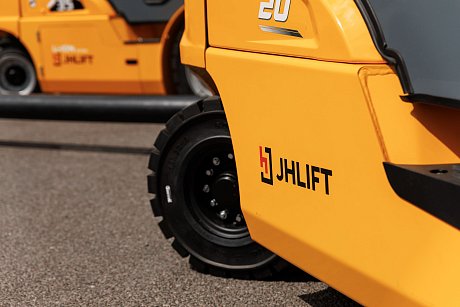 Дизельный погрузчик JHLIFT CPCD 15-38 X картинка