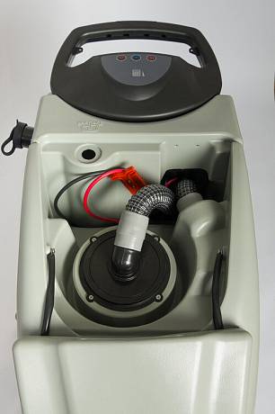 Поломоечная машина аккумуляторная с приводом KEDI GBZ-520BT-li-60 (с литиевым АКБ 60A) картинка