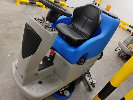 Поломоечная машина аккумуляторная Fiorentini ECOSMILE 75 картинка