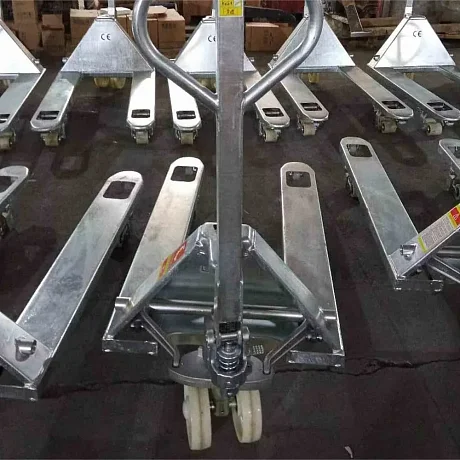 Оцинкованная гидравлическая тележка (рохля) JHLIFT WH-25G, 2500 кг, 1150х550 мм, с нейлоновыми колесами картинка