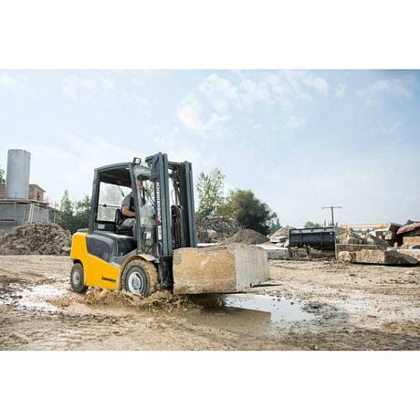 Дизельный погрузчик Jungheinrich DFG 540 картинка