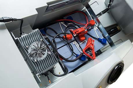 Поломоечная машина аккумуляторная с местом оператора Bennett Hussar H760b с литиевой АКБ 200 а/ч картинка