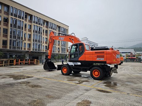 Экскаватор колесный Jinggong JG230S картинка