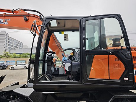 Экскаватор колесный Jinggong JG150S картинка