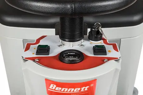 Поломоечная машина аккумуляторная с местом оператора Bennett Ranger R510b картинка