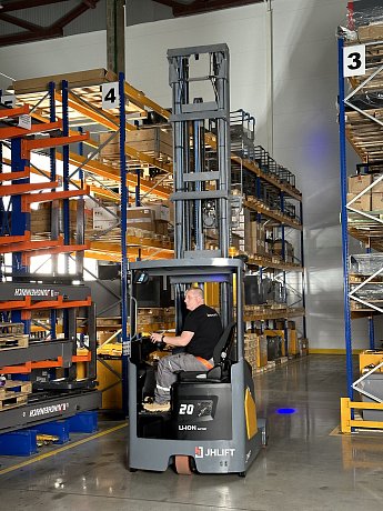 Ричтрак JHLIFT CQD 20 XC, 10500 мм (интегрированная Li-Ion АКБ) картинка
