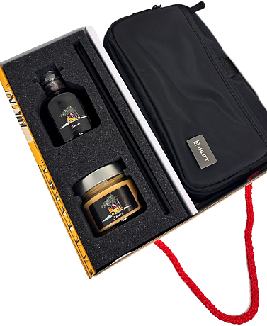 Подарочный набор дорожная косметичка, диффузор и свечка картинка