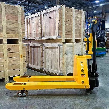 Низкопрофильная электротележка самоходная JHLIFT EPT15H-65L-1000L, 1500 кг, 1000 x 550 мм, Li-Ion с батареей 48V, 15 Ah картинка