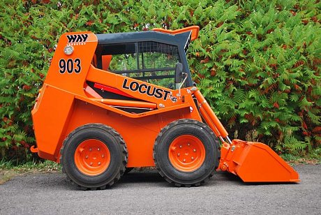 Мини-погрузчик LOCUST L903 картинка