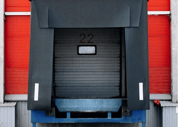 Докшелтер или герметизатор проема для склада: устройство, виды и применение