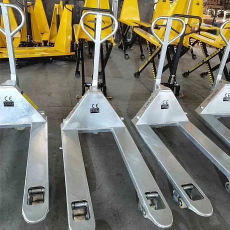 Оцинкованная гидравлическая тележка (рохля) JHLIFT WH-30G, 3000 кг, 1150х540 мм, с нейлоновыми колесами картинка