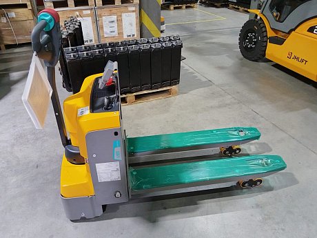 Тележка электрическая самоходная Jungheinrich EJE BA 115, 1500 кг, 1150 x 540 мм, с весами, Li-Ion с батареей 50 Ah картинка