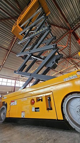 Электрический ножничный подъемник JHLIFT 78XEN, р/в 7800 мм, г/п 230 кг картинка