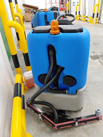 Поломоечная машина аккумуляторная Fiorentini ECOSMILE 75 картинка