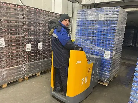 Тележка электрическая самоходная JHLIFT CBD 20-30 SU, 2000-3000 кг, 1150 x 540 мм, с фиксированной платформой оператора, АКБ Li-Ion / свинцово-кислотная картинка