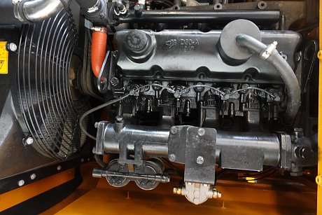 Экскаватор колесный Yuchai YC210W картинка