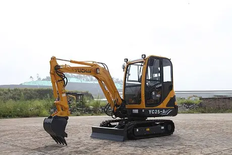 Миниэкскаватор Yuchai YC 25-8 картинка