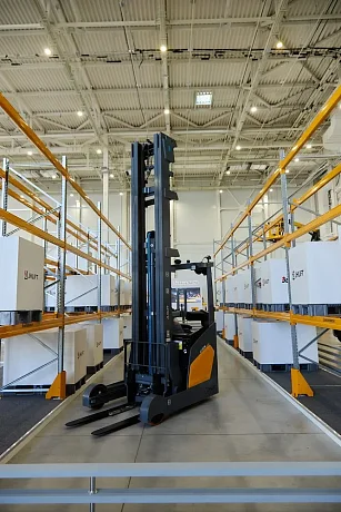 Ричтрак JHLIFT CQD 20 XC, 11000 мм (интегрированная Li-Ion АКБ) картинка