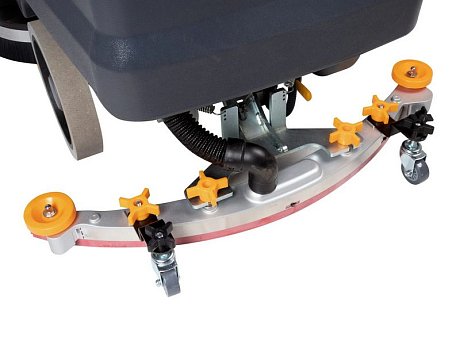 Поломоечная машина с местом оператора Chancee K70 Double brush с литиевым АКБ (150 а/ч) картинка