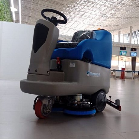 Поломоечная машина аккумуляторная Fiorentini ECOSMILE 75 картинка