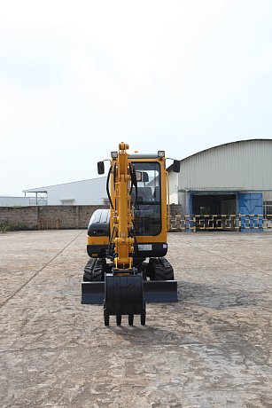 Миниэкскаватор Yuchai YC 25-8 картинка