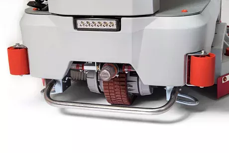 Поломоечная машина аккумуляторная с местом оператора Bennett Patrol P150-85R картинка