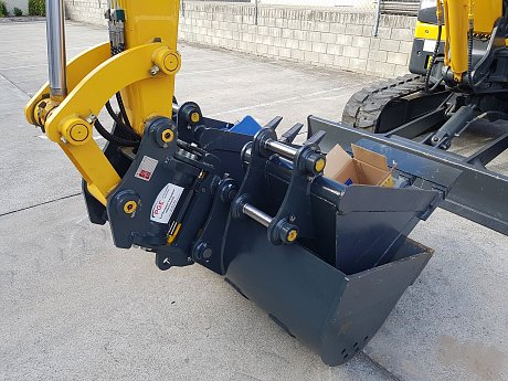 Миниэкскаватор Yuchai YC55-8 картинка