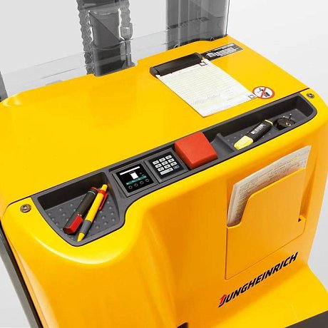 Штабелер электрический самоходный Jungheinrich EJC 220 ZT, 2540 мм картинка