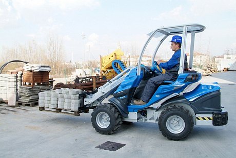 Вилы без рамы, длина клыков 120 см, грузоподъемность 2000 кг Multione картинка