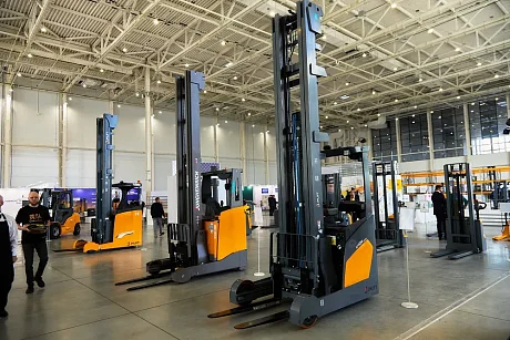 Ричтрак JHLIFT CQD 20 XC, 11000 мм (интегрированная Li-Ion АКБ) картинка