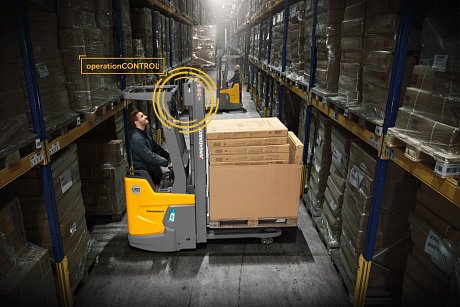 Штабелер электрический самоходный Jungheinrich ERC 216zi ZT, 2800 мм с площадкой для оператора картинка