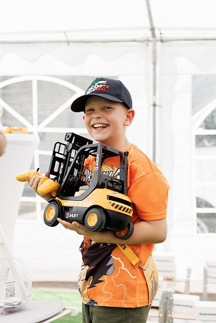 Радиоуправляемый погрузчик JHLIFT картинка