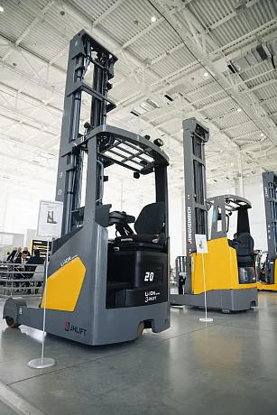 Ричтрак JHLIFT CQD 20 XC, 11000 мм (интегрированная Li-Ion АКБ) картинка