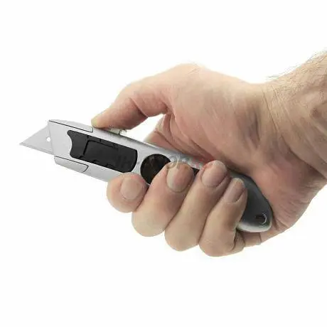 Нож универсальный трапециевидный прорезной VIRA картинка