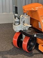 Гидравлическая тележка M PRO TR 25, 1150х550 мм, с полиуретановыми колесами (уценка)