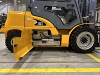 Четырехопорный электрический погрузчик JHLIFT CPD 15-38 ХE, 2500-7000 мм, с интегрированной Li-Ion батареей  