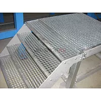 Сварные решетчатые ступени, несущая полоса 40x2 мм