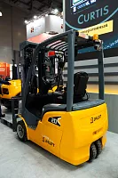 Электрический погрузчик JHLIFT CPDS 13-20 XC, трехопорный, с интегрированной Li-Ion батареей