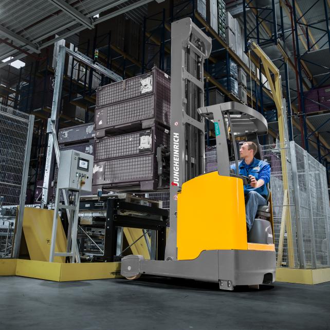 Ричтрак Jungheinrich ETV 214 DZ-GNE, 10700 мм