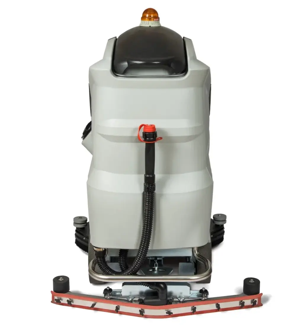 Поломоечная машина аккумуляторная с местом оператора Bennett Hussar H860b с литиевой АКБ 150 а/ч