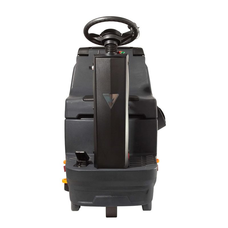 Поломоечная машина с местом оператора Chancee K68 с литиевым АКБ (105 а/ч)